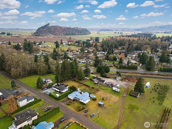 Beautiful Skagit valley>