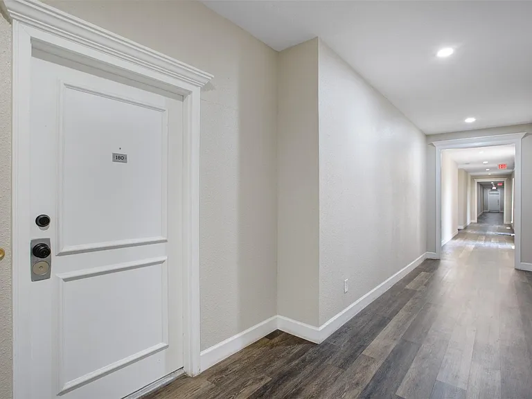 2475 Underwood St #180 — Photo 3