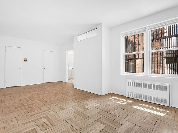 2nd image of 350 E 30th St APT 1K