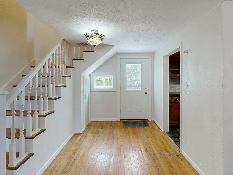 511 Homestead St — Photo 38
