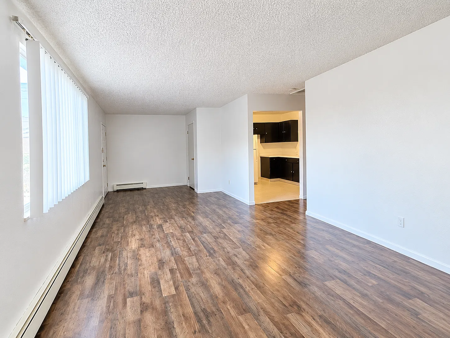 1 bed, 700 sqft, $835 — Photo 2