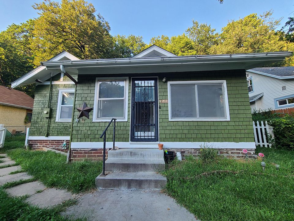1st image of 687 Franklin Ave