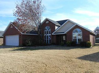 1305 Hunter Rdg, Siloam Springs, AR 72761
