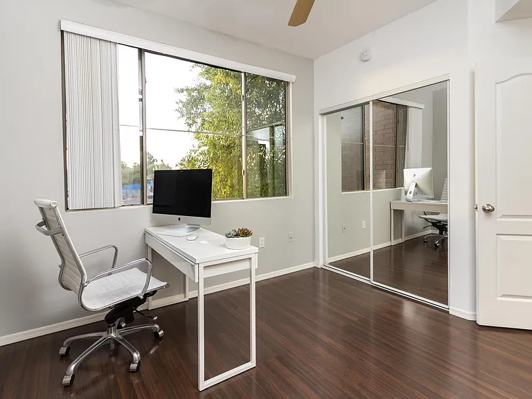 1701 E Colter St #203 — Photo 7