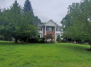 19 Phillips Dr, Stony Pt, NY