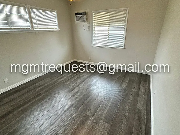 7641 Bright Ave #C — Photo 10