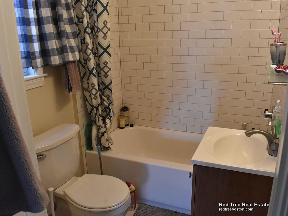 2nd image of 103 Orleans St #366LL