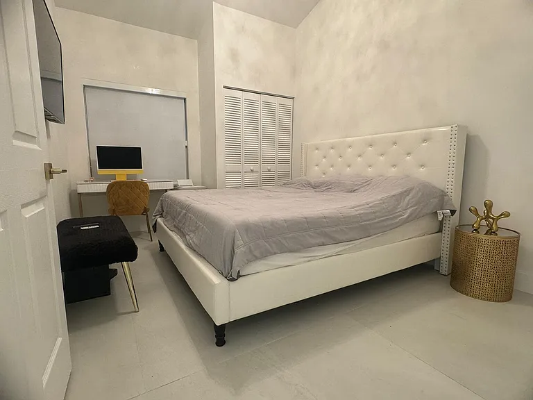 18 Selby Ln — Photo 12