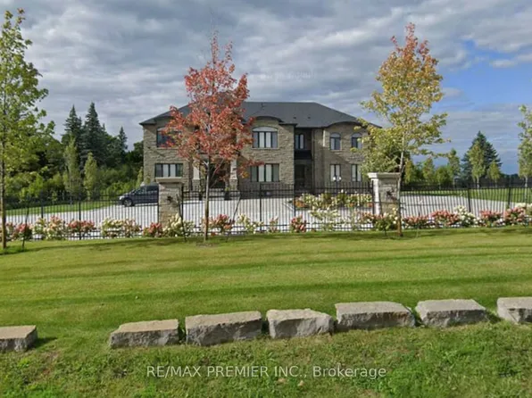 2180 King Vaughan Rd, Vaughan, ON L6A 2A7