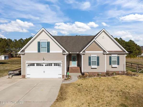 233 Moyock Landing Drive, Moyock, NC 27958