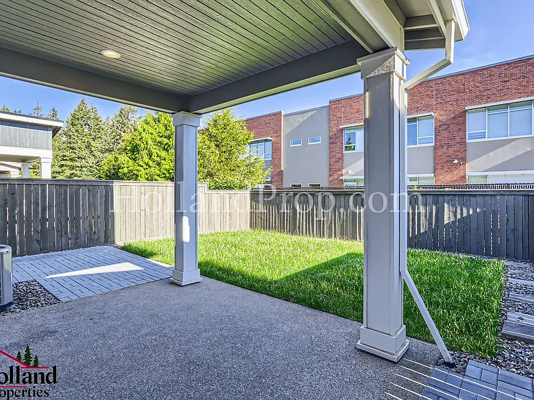 6503 SE Provence St — Photo 25