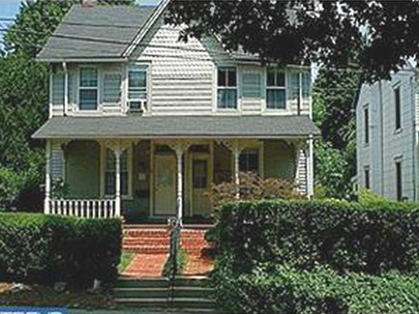 77 Waterloo Ave