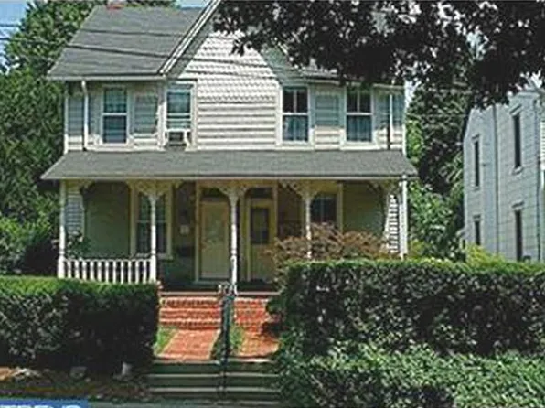 77 Waterloo Ave, Berwyn, PA 19312