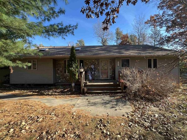 1675 13th Court, Friendship, WI 53934