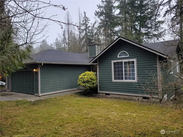 3988 Silver Lane NW, Bremerton, WA 98312