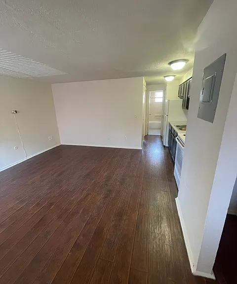 1340 N Ogden St #203 — Photo 5