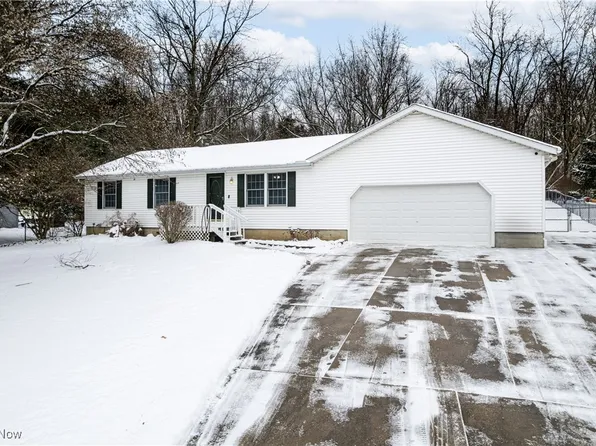 750 Silvercrest Dr, Wadsworth, OH 44281