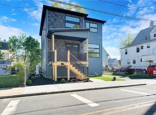 336 Blackstone St, Providence, RI 02907