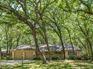 1105 Sherwood Dr, Arlington, TX 76013
