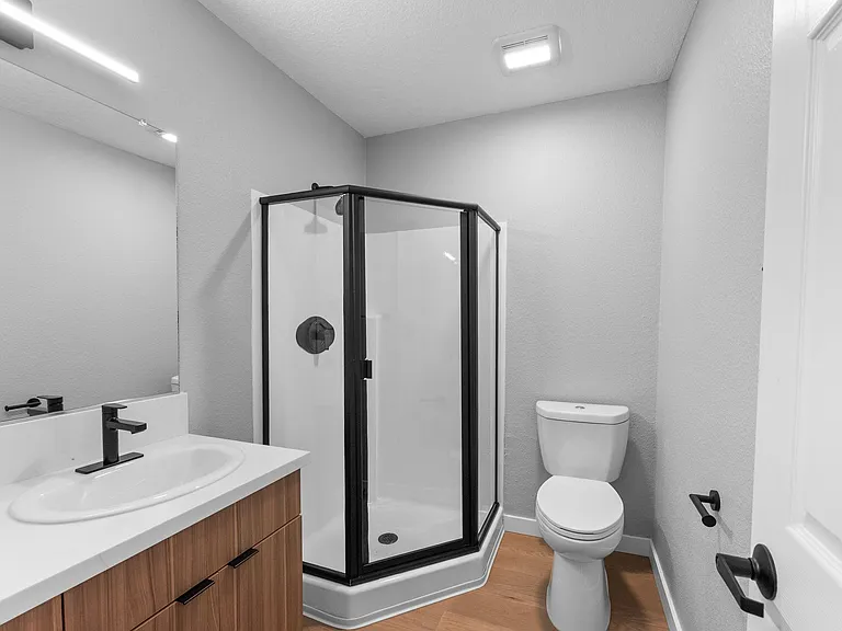 Countrywood Apartments — Photo 9