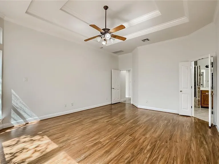 9909 Pickfair Dr — Photo 34