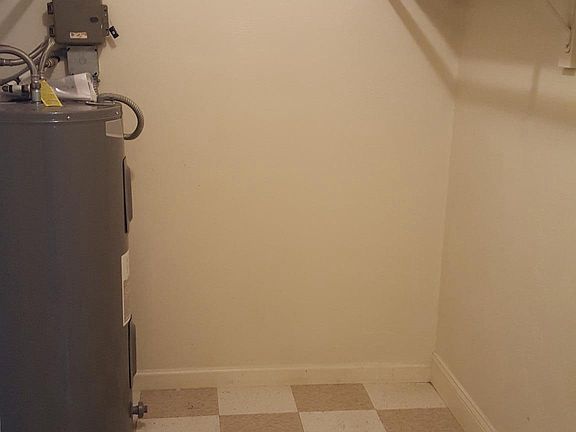 5th image of 9629 20th Bay St APT 2