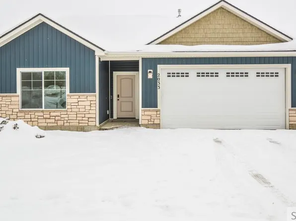 2033 Summerfield Ln, Rexburg, ID 83440
