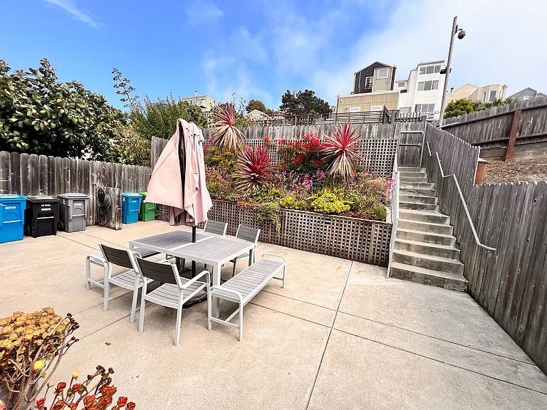 3271 Mission St #3 — Photo 10