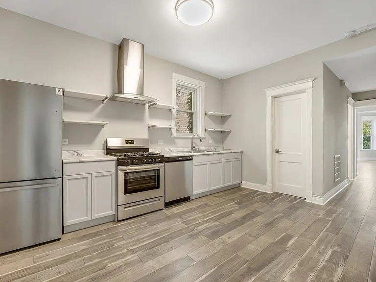 1336 S Washtenaw Ave #2 — Photo 3