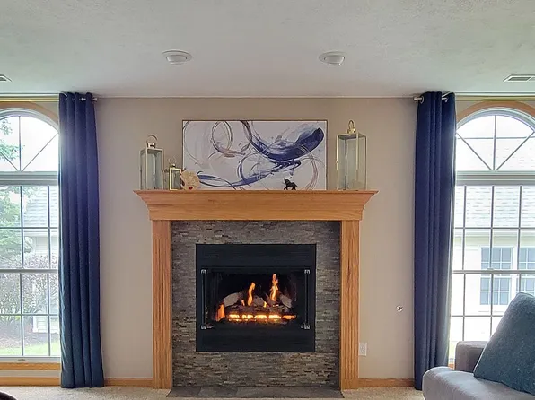 114 Chimney Rdg, Chardon, OH 44024