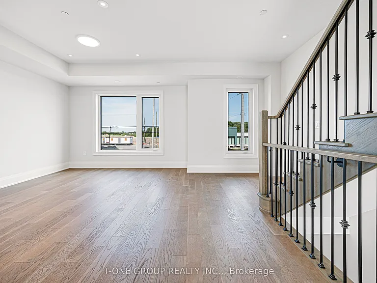 106 Grimsby Ln — Photo 25