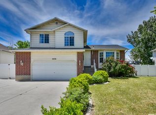 2236 S 1450 W, Woods Cross, UT 84087