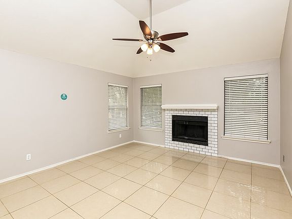 4th image of 8816 Sabinas Trl