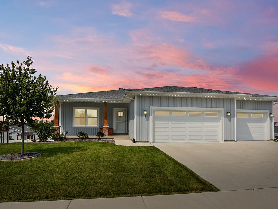 1st image of 17 Fedor Cir