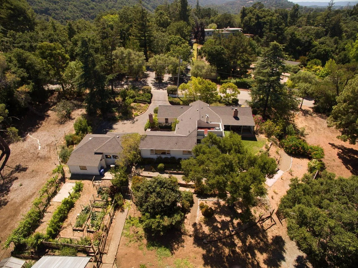 10730 Mora Dr photo 1