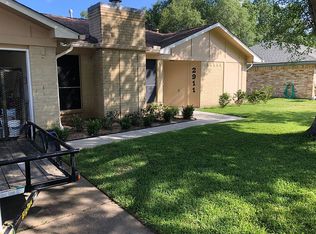 2911 Hamm Rd, Pearland, TX 77581