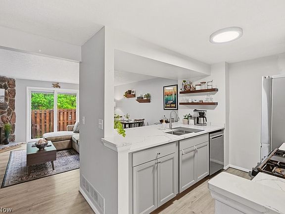 5th image of 1887 Ridge Meadow Ct