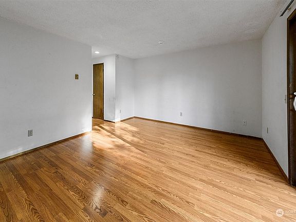 3rd image of 4510 176th St SW APT H2