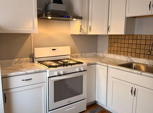 2 1808 1/2 N #32, Omaha, NE 68111