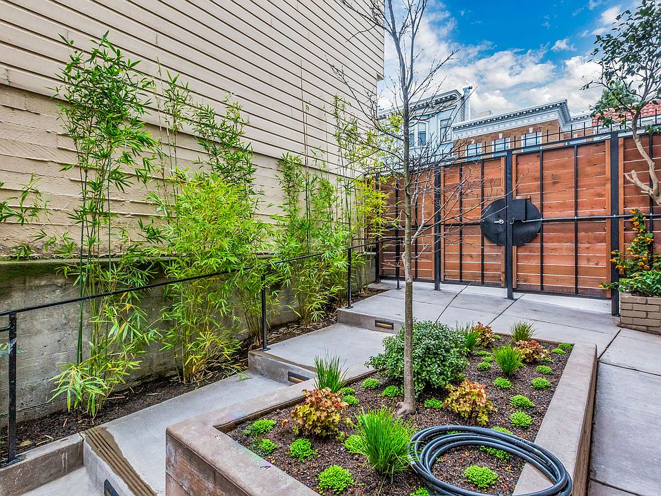 1st image of 1599 Green St #104