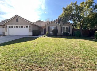 5441 W Wren Ave, Visalia, CA