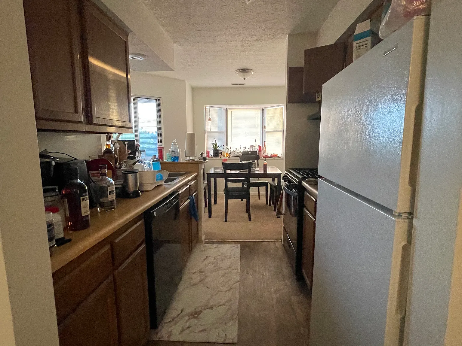 1 bed, 771 sqft, $1,150 — Photo 2