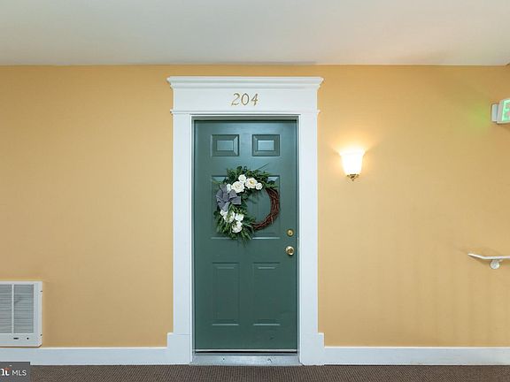 5th image of 9101 Gracious End Ct Unit 204