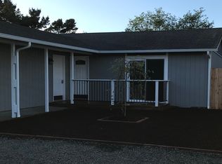1957 42nd St, Florence, OR 97439