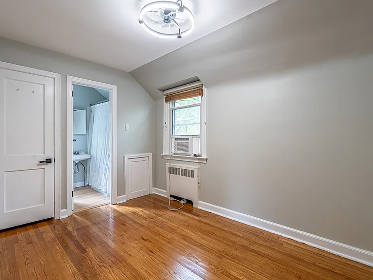 644 Meetinghouse Rd — Photo 16