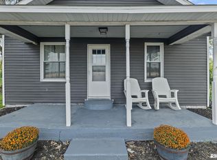 2109 N Broadway Ave, Salem, IL 62881