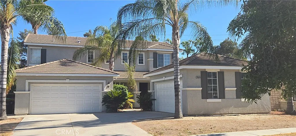 5 bed, 2371 sqft, $3,695 — Photo 1