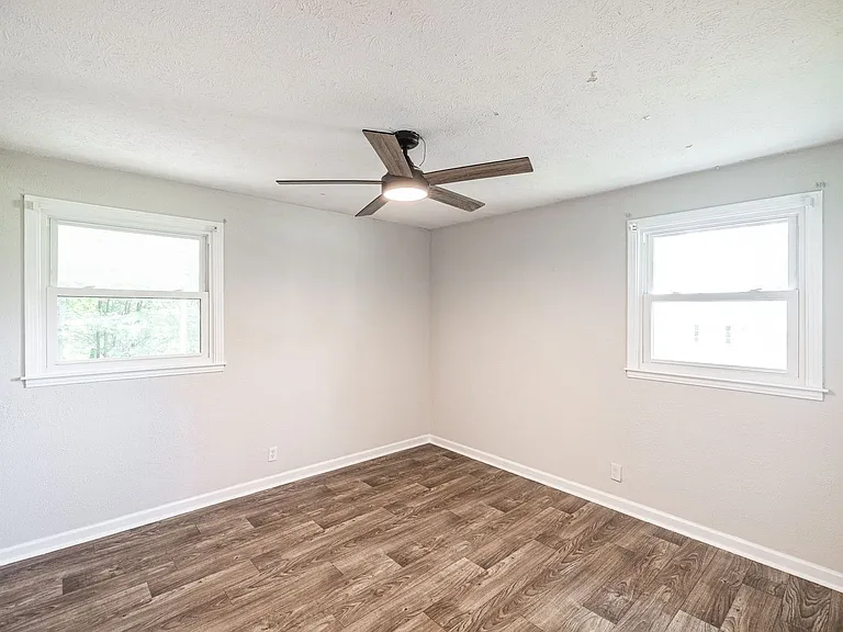 127A Susan Dr #127-B — Photo 17