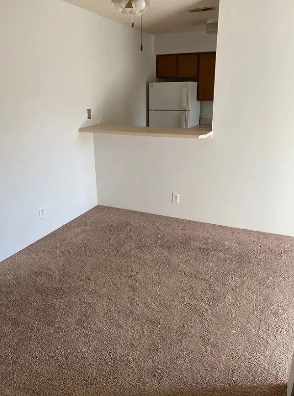 1 bed, 750 sqft, $950 — Photo 2