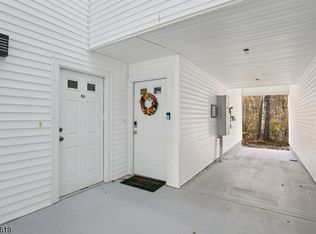 66 Whisper Way E, Ledgewood, NJ 07852